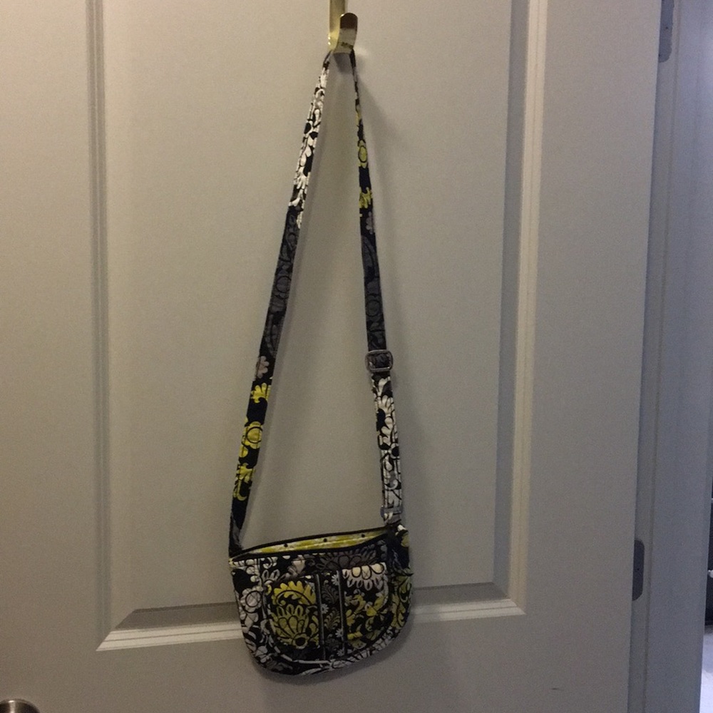 Small Vera Bradley crossbody purse